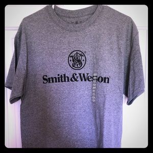 Men’s Smith & Wesson Gray Logo Tee
